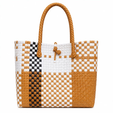 Warm, grounded, and effortlessly refined—the Autumn Gala Bag captures the rich tones and textures of the changing season. Inspired by falling leaves, earthy landscapes, and golden light, this piece blends natural hues with striking design for a look that feels both timeless and contemporary.