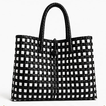 Black Tie Gala Bag – Sleek and refined, this monochrome masterpiece delivers understated elegance. Its clean lines and classic palette make it the ultimate companion for polished, sophisticated looks.