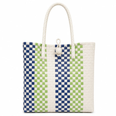 Fresh, vibrant, and effortlessly elegant—the Peacock Gala Bag is a striking celebration of colour and craftsmanship. Inspired by the rich, natural tones of peacock feathers, this design blends deep navy, soft green, and crisp white into a beautifully balanced statement piece.