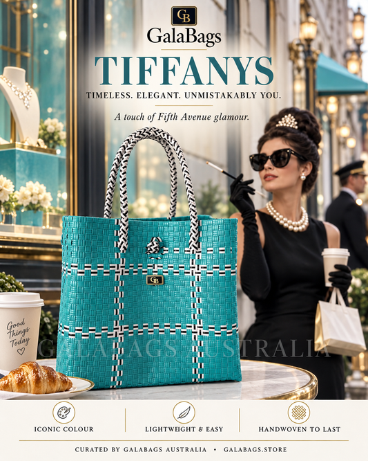 Tiffanys GalaBag in turquoise, black and white in a glamorous 1960s Fifth Avenue breakfast scene
